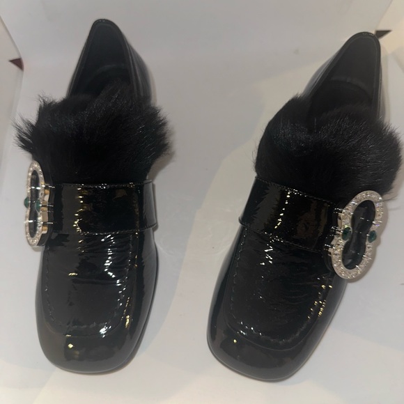 Prada - Picture 4 of 5